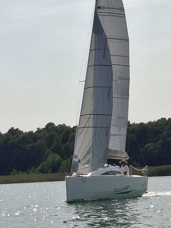 Sobusiak Yacht Yard 680