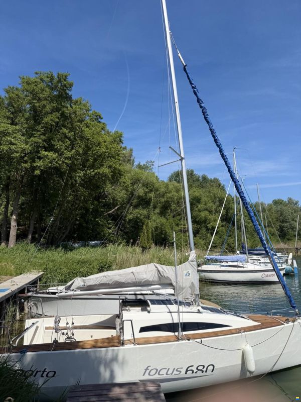 Sobusiak Yacht Yard 680