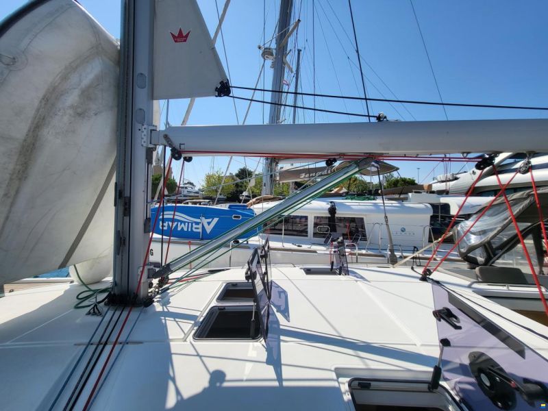 Jeanneau 54