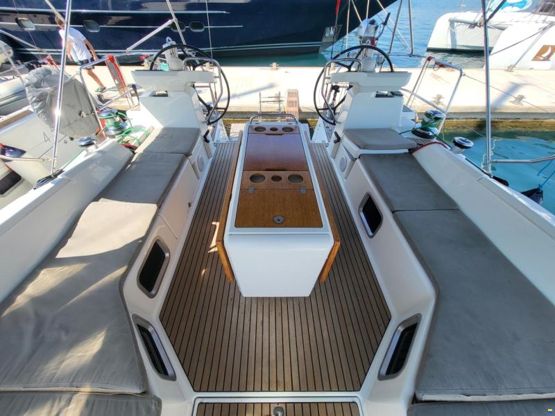 Jeanneau 54