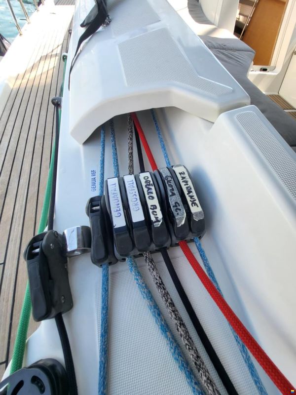 Jeanneau 54