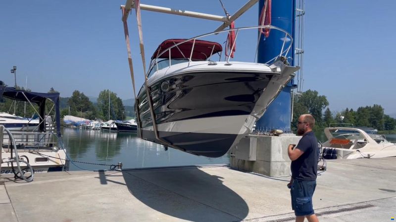 Crownline 260 CR