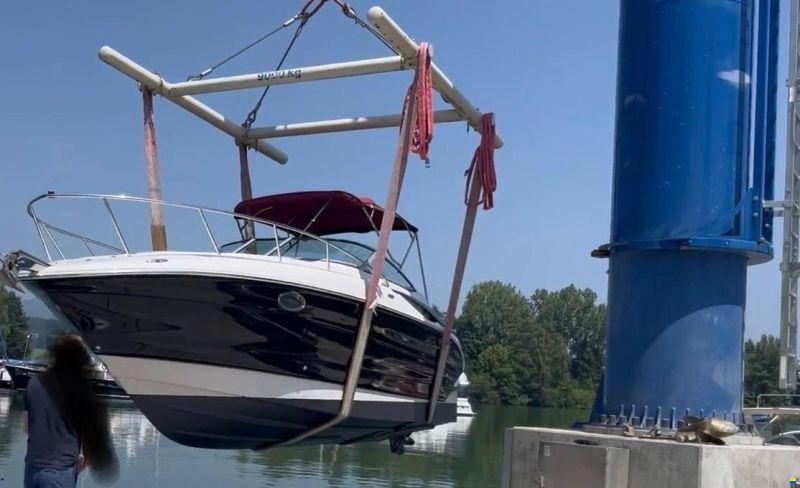 Crownline 260 CR