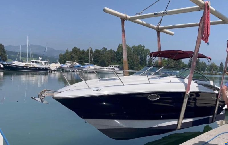 Crownline 260 CR