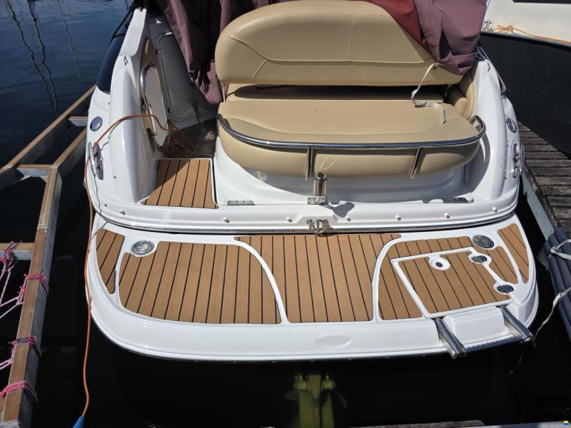 Crownline 260 CR