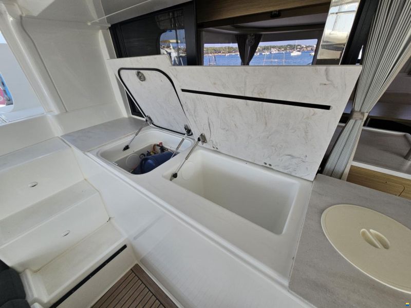 Lagoon 46