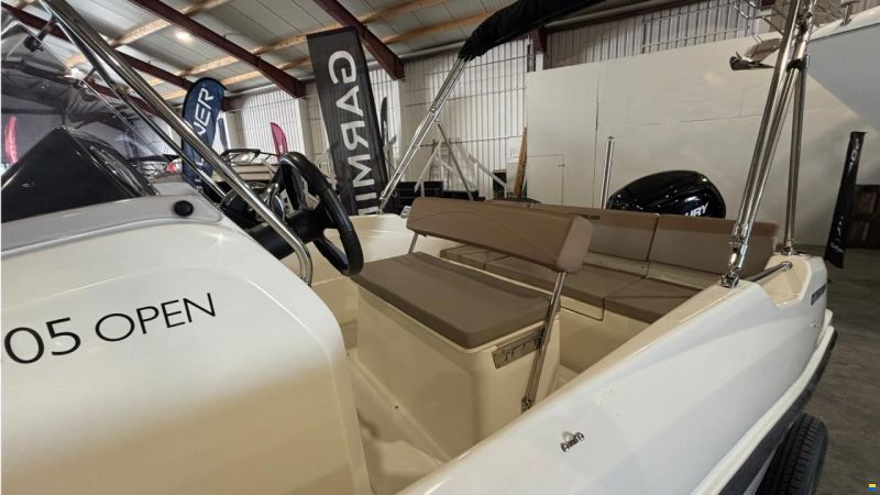 Quicksilver Activ 505 Open