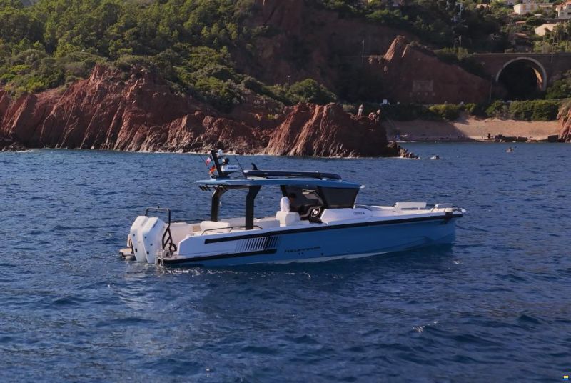 Axopar 38 Cross Top