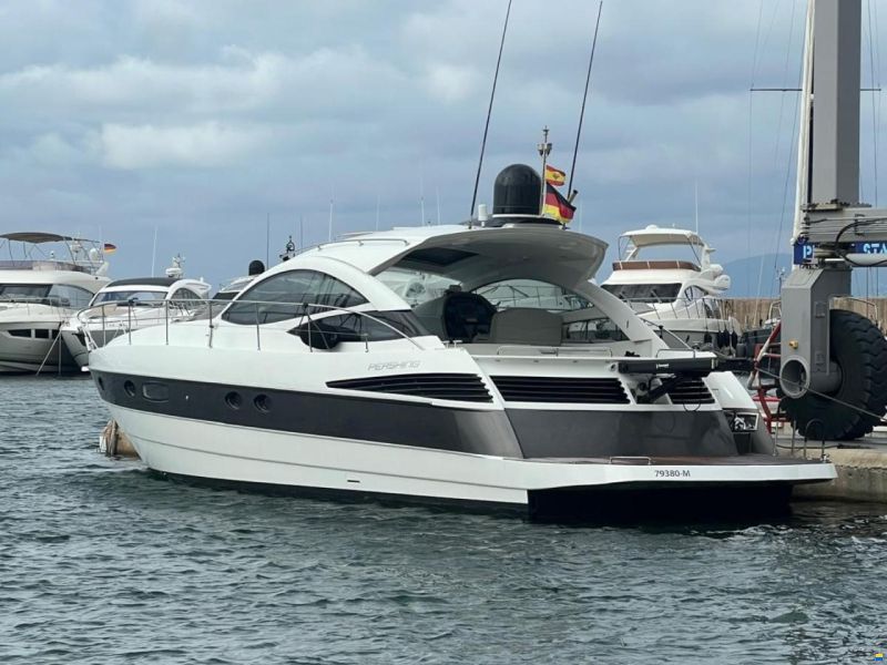 Pershing 46