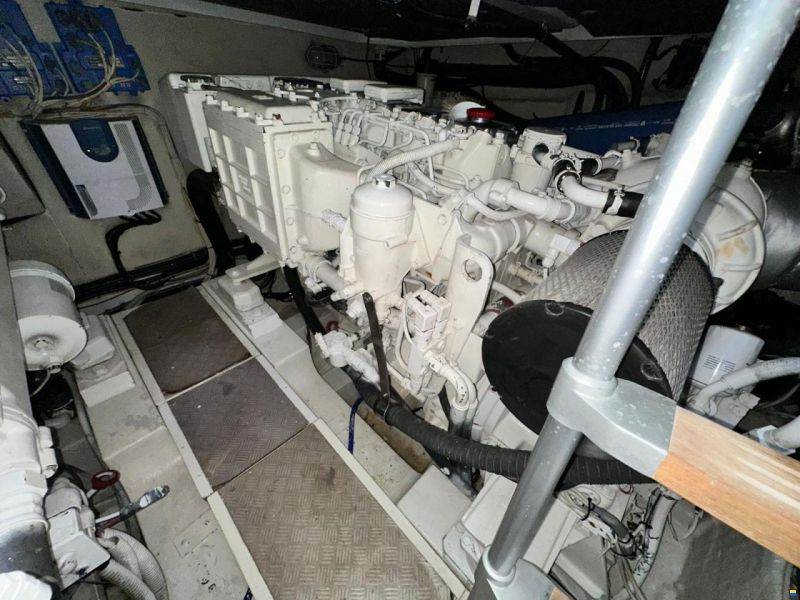 Pershing 46