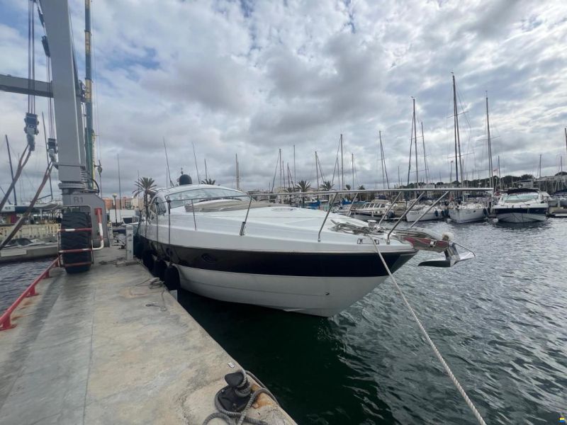 Pershing 46