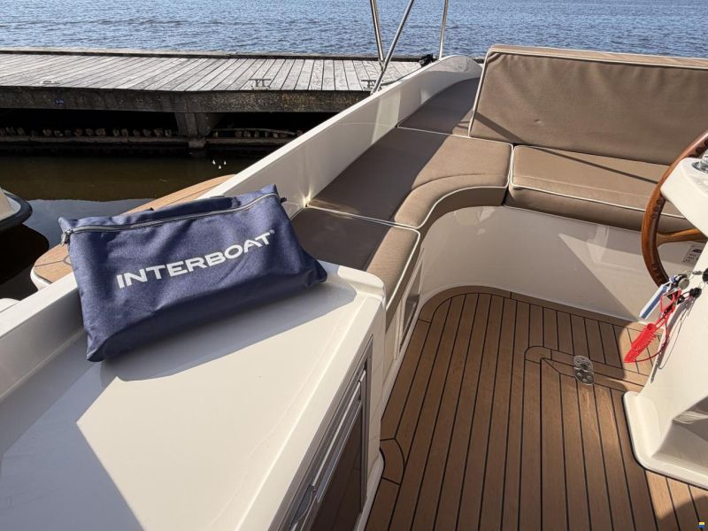 Intender 950 cabrio