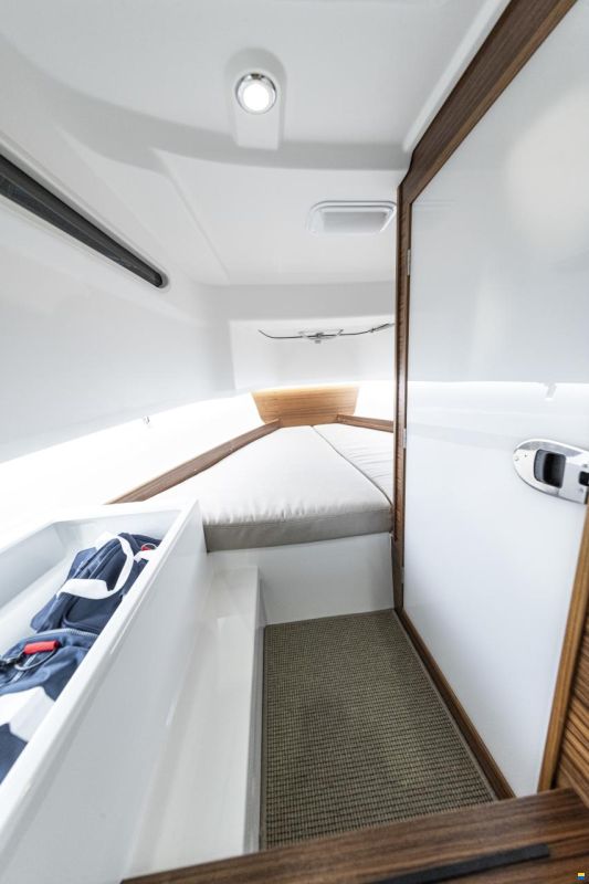Sport Tender 26