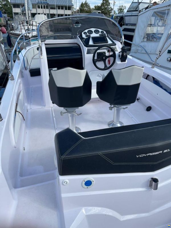 Ranieri Voyager 21S