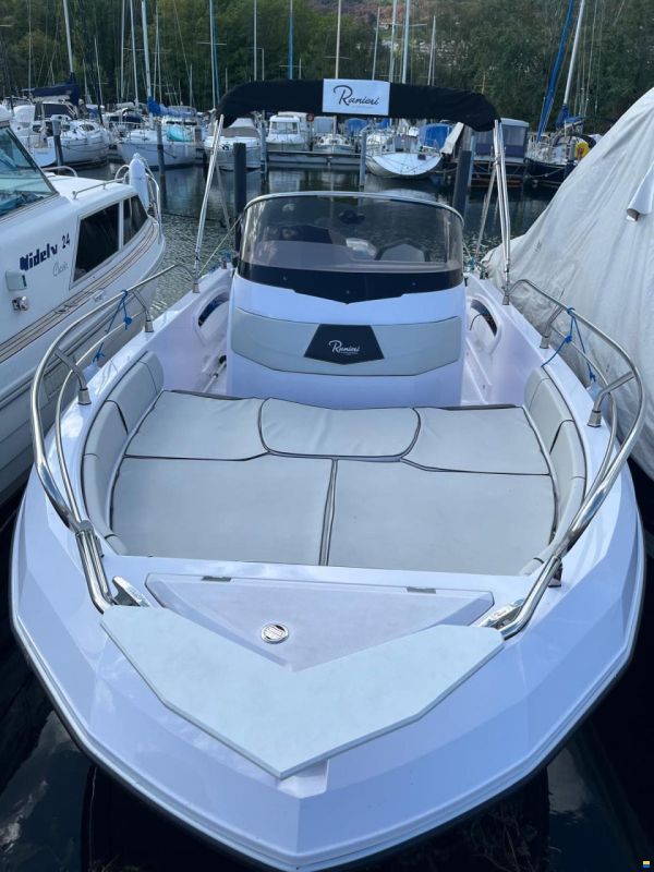Ranieri Voyager 21S