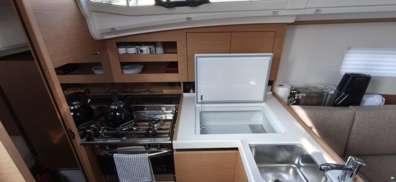 Jeanneau Sun Odyssey 380
