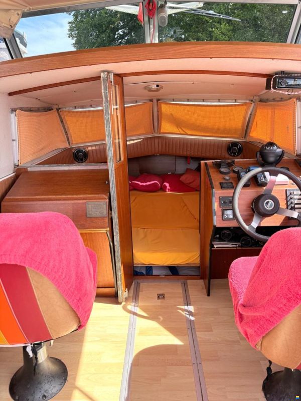 Saphire 650 Cabine
