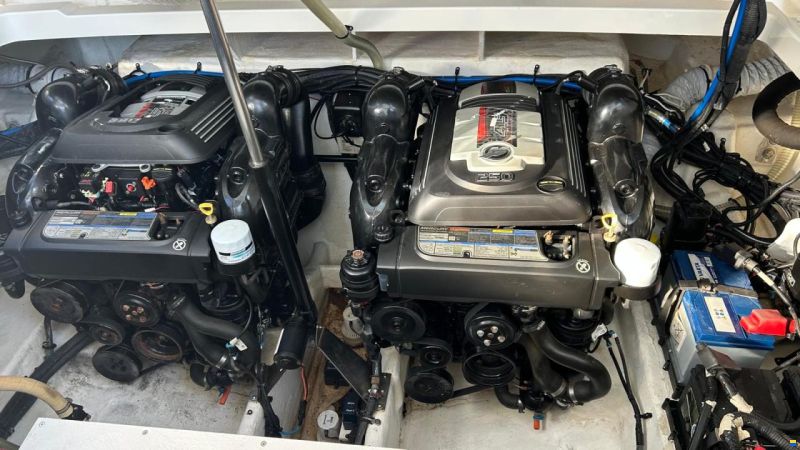 Sea Ray Sundancer 320