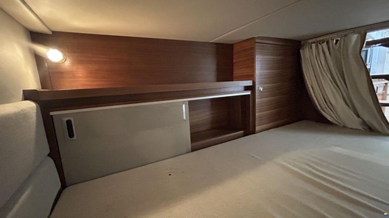 Sea Ray Sundancer 320