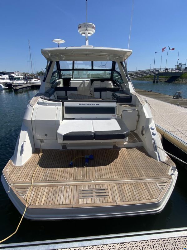 Sea Ray Sundancer 320