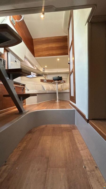 Sea Ray Sundancer 320