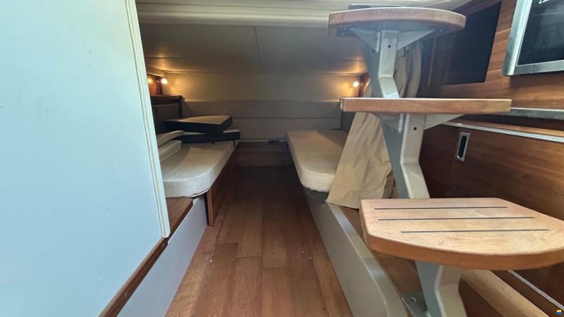 Sea Ray Sundancer 320
