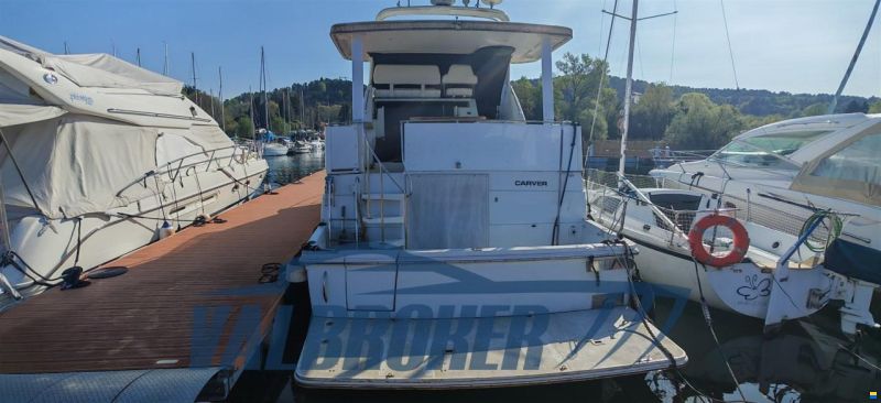 Carver Boat 400