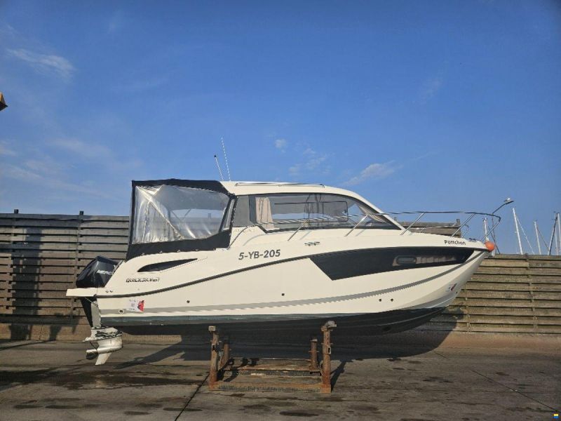 Quicksilver 755 weekend