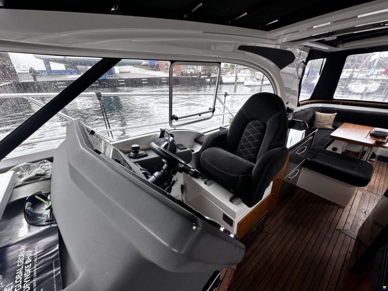 Marex 360 CC