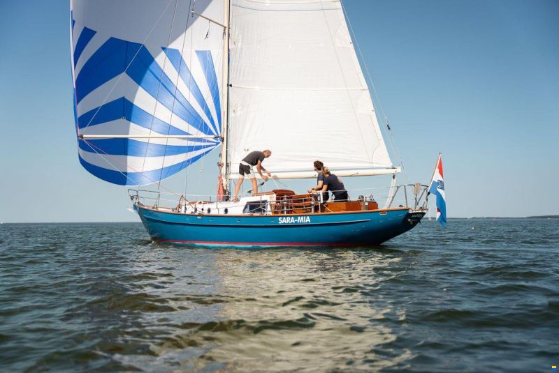 Van Dam 37 One Off