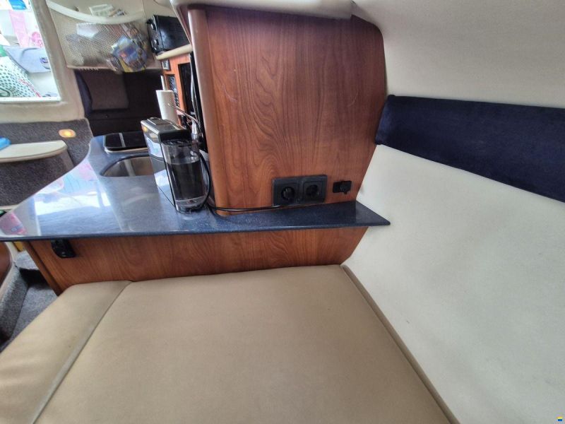 Bayliner 275