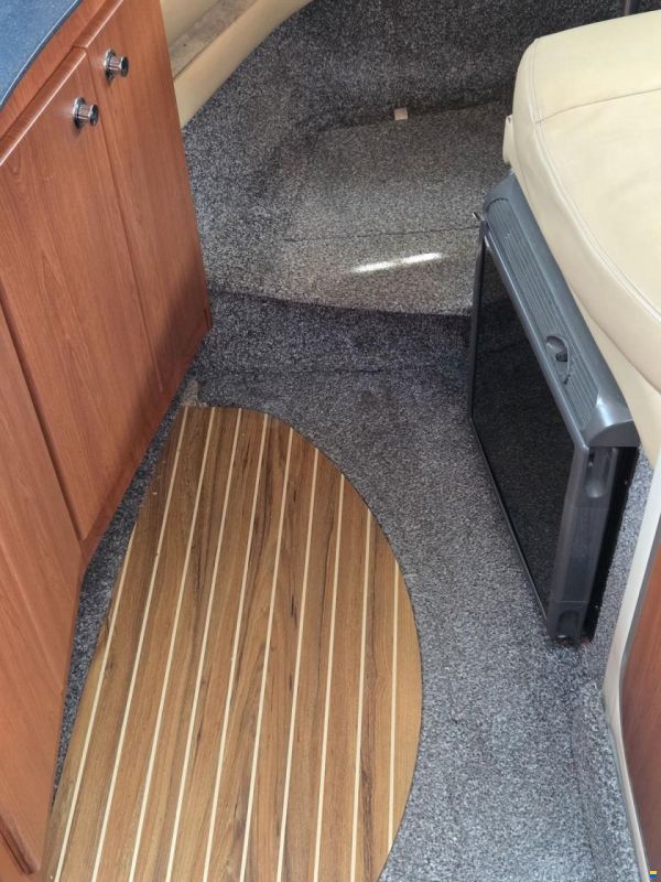 Bayliner 275