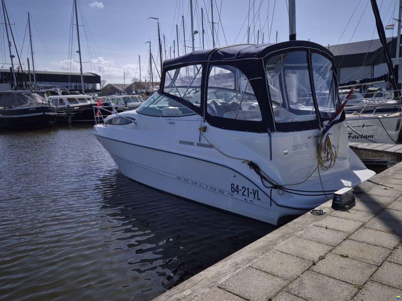 Bayliner 275