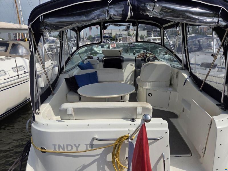 Bayliner 275