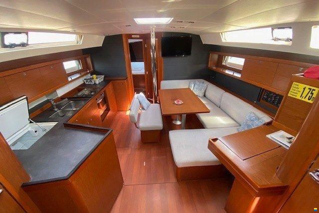 Beneteau Oceanis 45