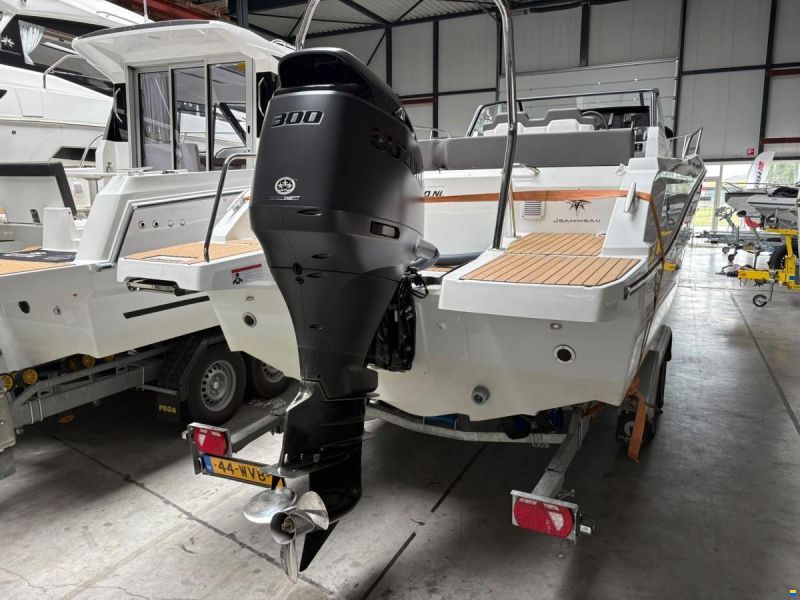 Suzuki DF300APX