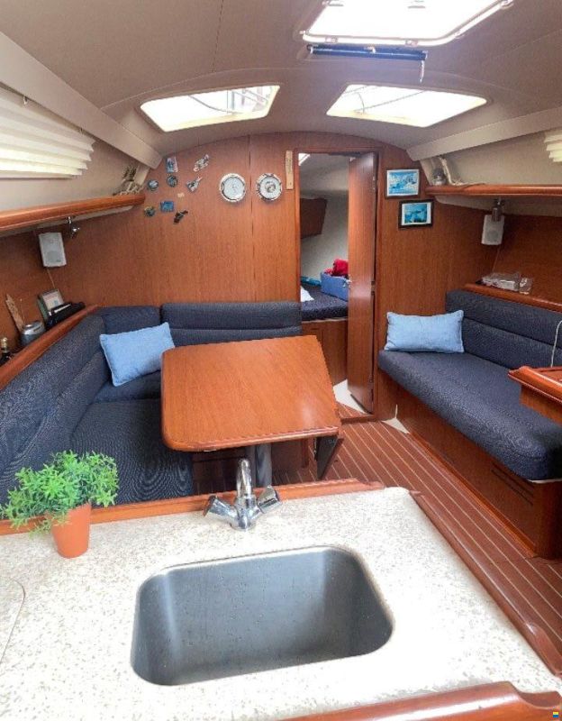 Hunter 33