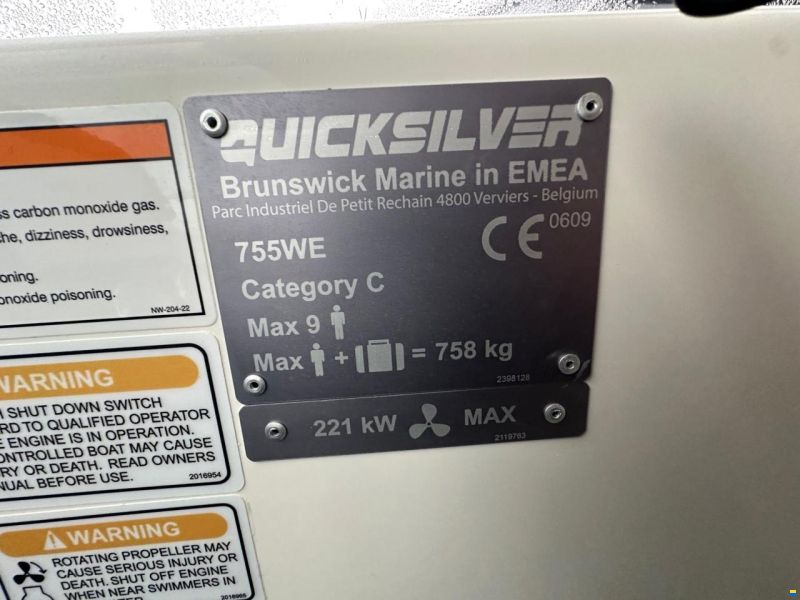 Quicksilver 755 Weekend med Mercury 250