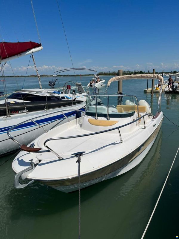 Sessa Key Largo 25