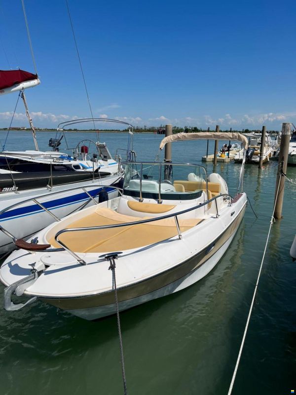 Sessa Key Largo 25