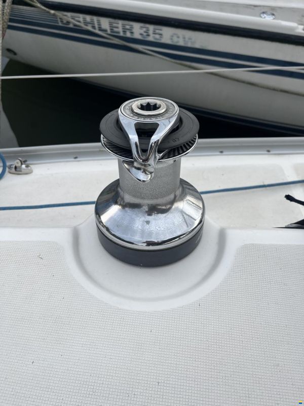 Bavaria 37-3