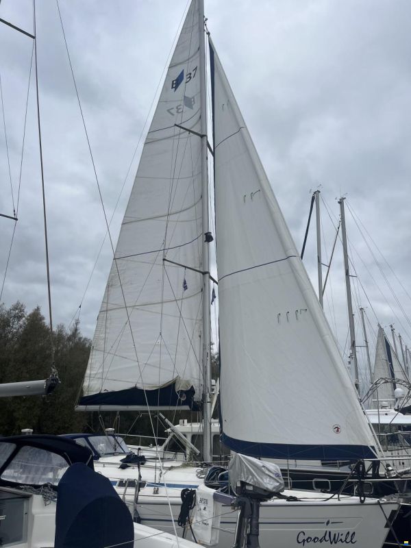 Bavaria 37-3