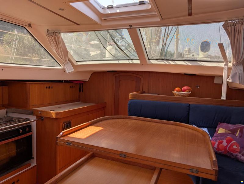Wauquiez 40 pilot saloon