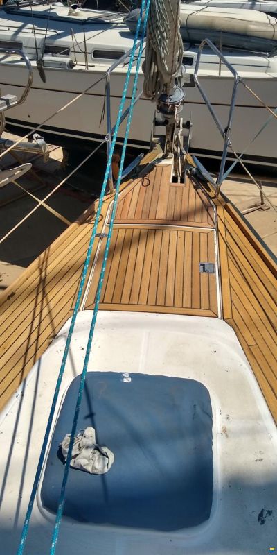 Wauquiez 40 pilot saloon
