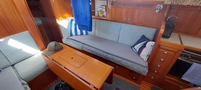 Hallberg-Rassy 310