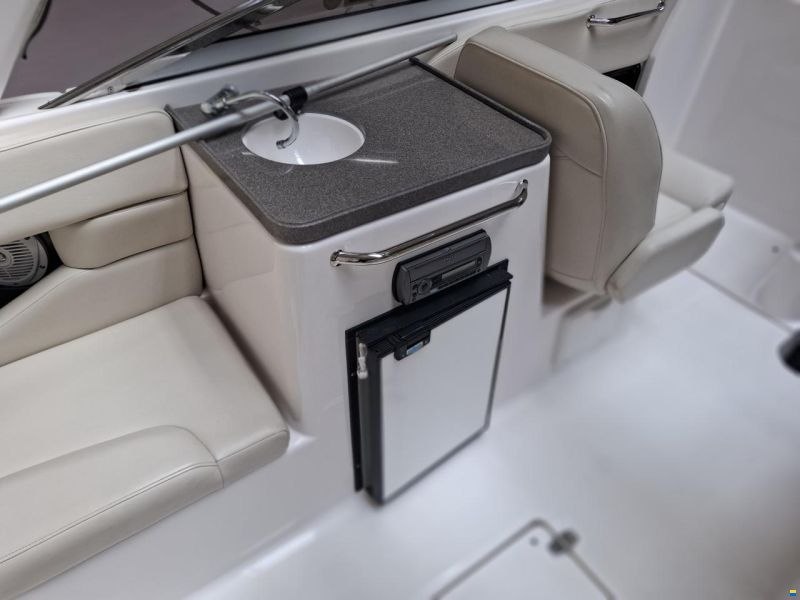 Regal 2750
