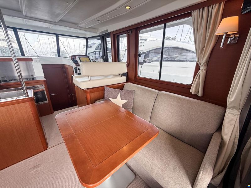Beneteau Swift Trawler 34