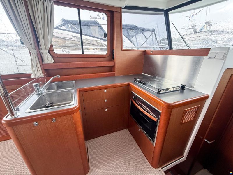 Beneteau Swift Trawler 34