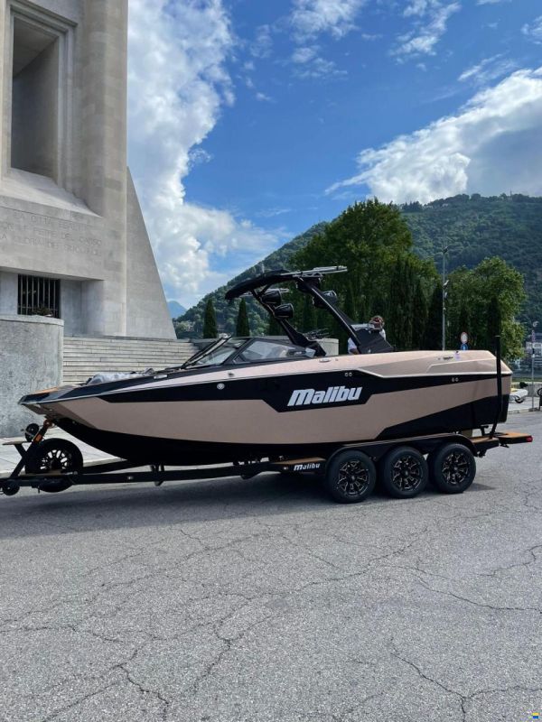Malibu M240
