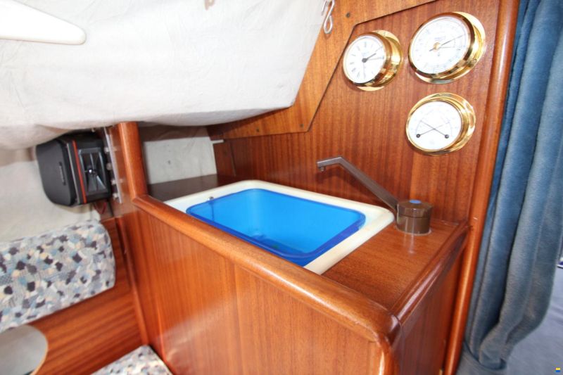 Bavaria 606